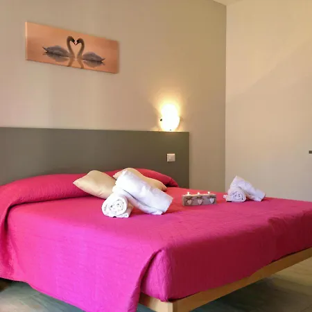 La Collinetta Hotel apartamentowy Vercana