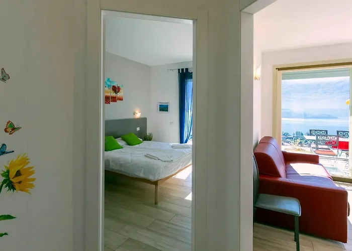 La Collinetta Hotel apartamentowy Vercana